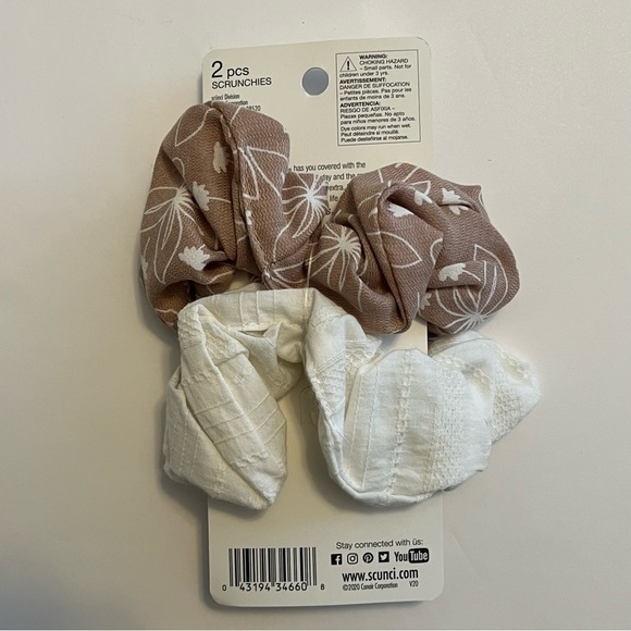 5/$20 Scunci 2pc Scrunchies - Picture 3 of 3